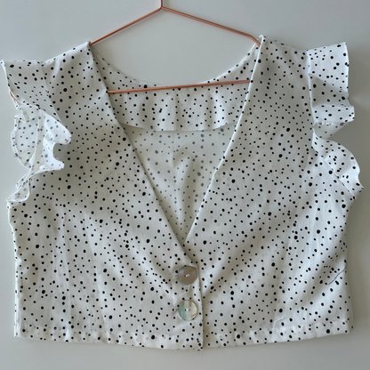 o Split crop top com bolinhas