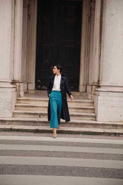 a gabardine Copenhagen em azul marinho